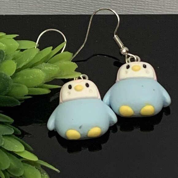 Penguin Earring, Silly Animal Earring, Penguin Jewelry, Gift Idea, Penguin Charm - Picture 9 of 9